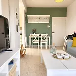 Διαμέρισμα Capri Sea View One Bedroom Λάρνακα