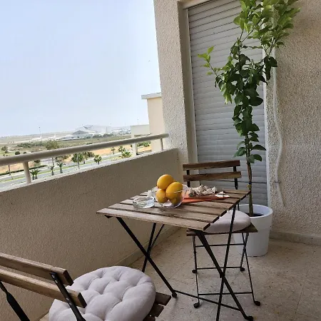 דירה Capri Sea View One Bedroom *